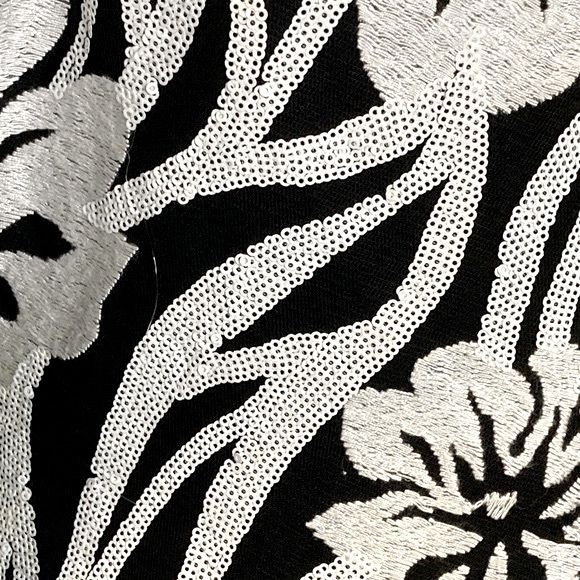 NWT Tadashi Shoji Black and White Juanita Sequin Embellished Gown - Sz 8 - Picture 7 of 10